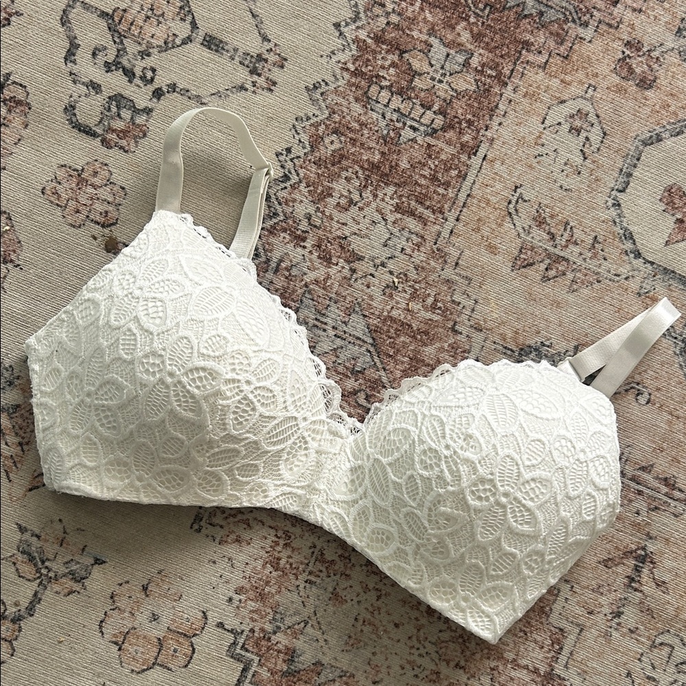 Lace Everyday T-Shirt Bra — Cream